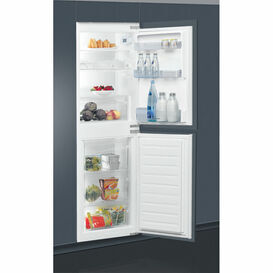 INDESIT EIB15050A1D1 50/50 Integrated Fridge Freezer