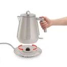 Delonghi 1.7L Eclettica Kettle Biscuit Beige additional 3