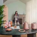DELONGHI KBY3001.PK 1.7L Eclettica Kettle - Playful Pink additional 6