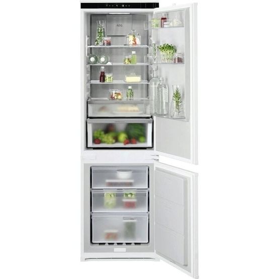 AEG TC8MS181CS 8000 Integrated Cooling 360° Fridge Freezer 176.9c